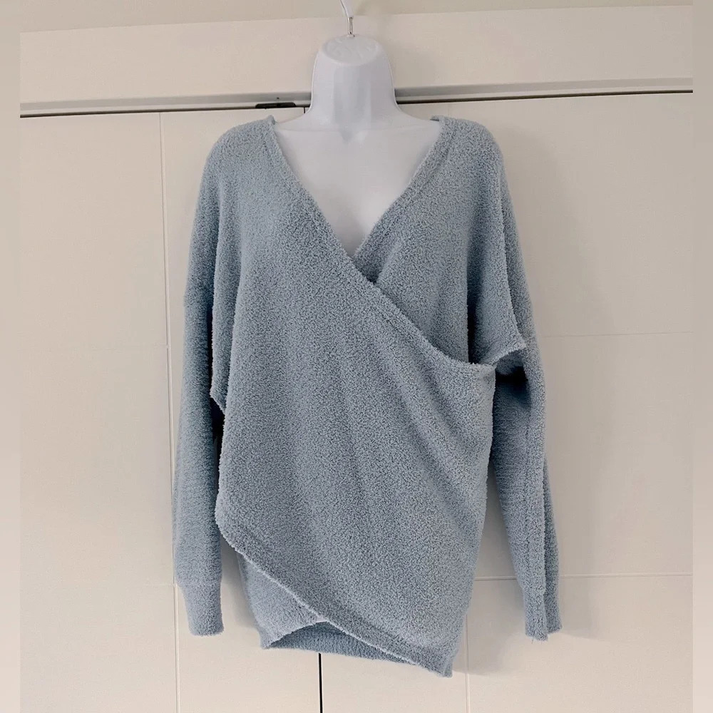 Design Lab/ Teddy plush wrap  sweater/ Size US XS (FITS OVERSIZED) - Picture 4 of 11
